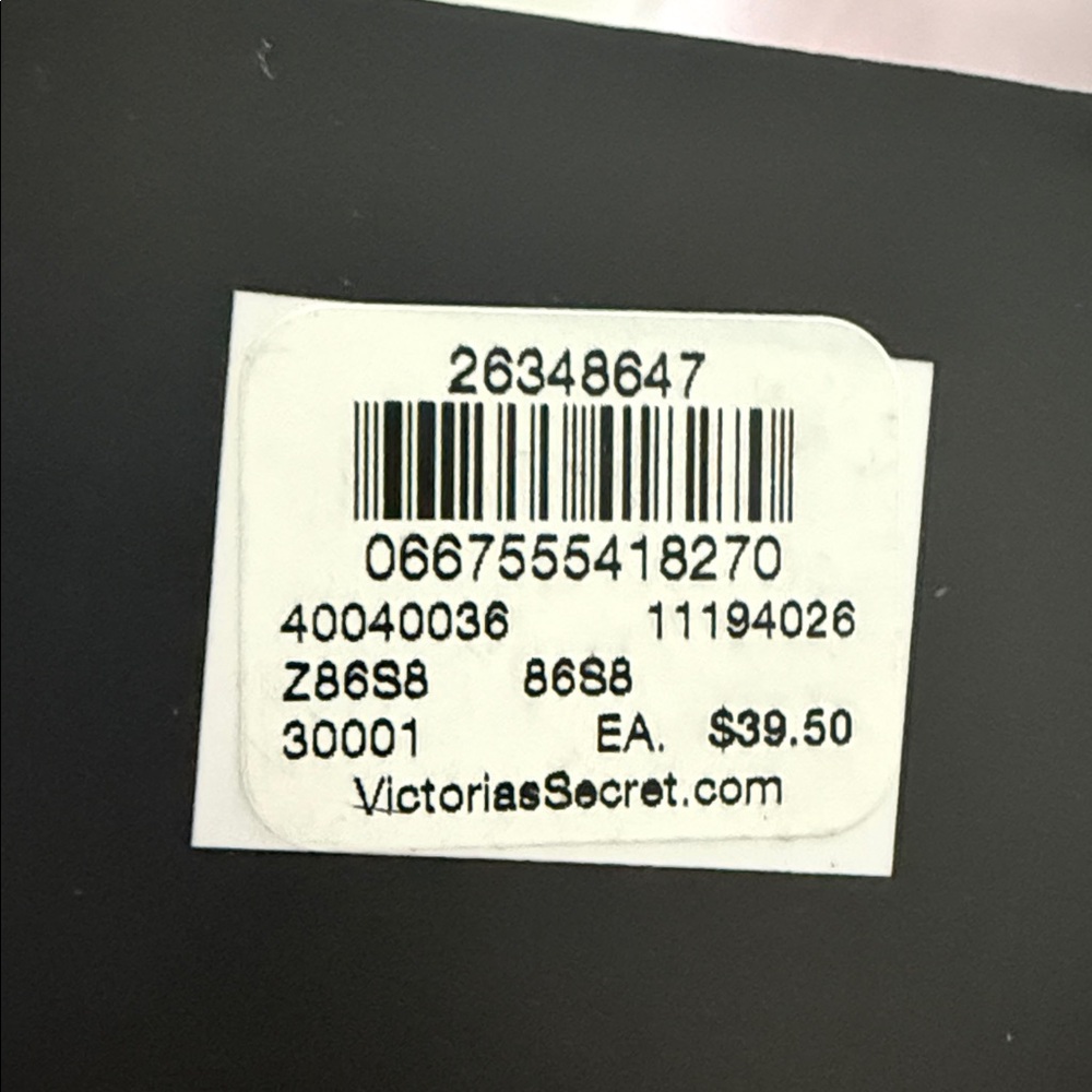 Vs Victoria’s Secret plastic leopard cheetah animal print water bottle - Picture 8 of 9